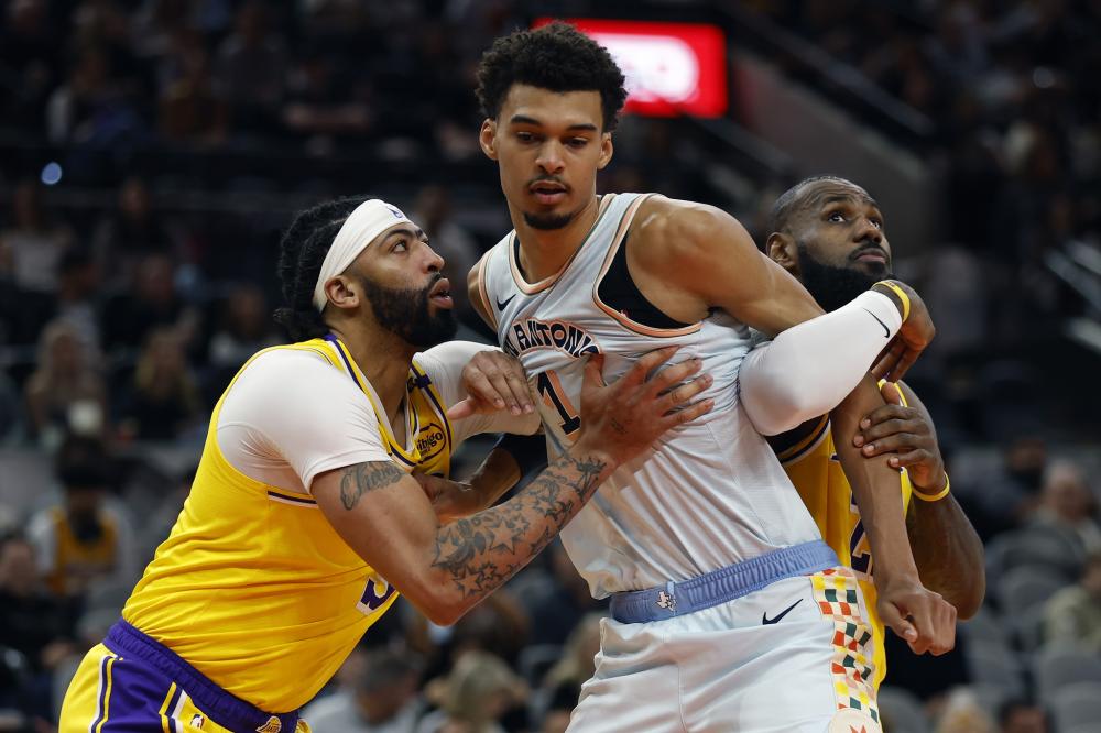 利物浦通过 利物浦通过